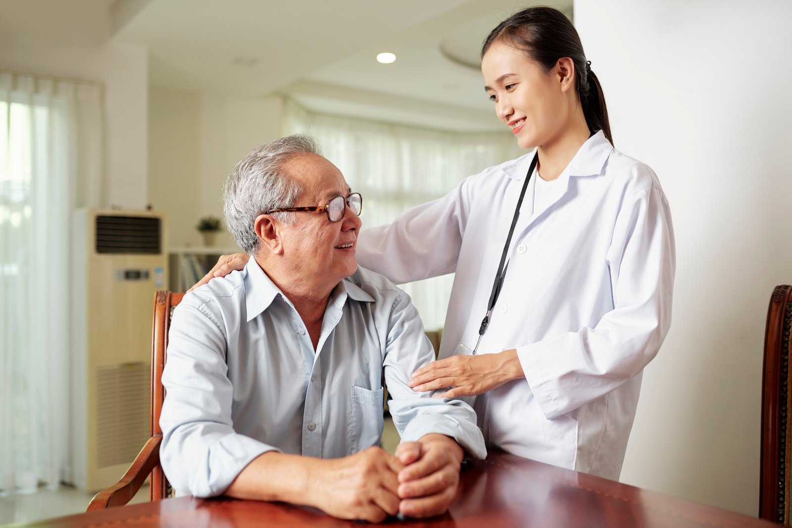 The Benefits of In-Home Care for Seniors: Comfort, Independence, and Peace of Mind